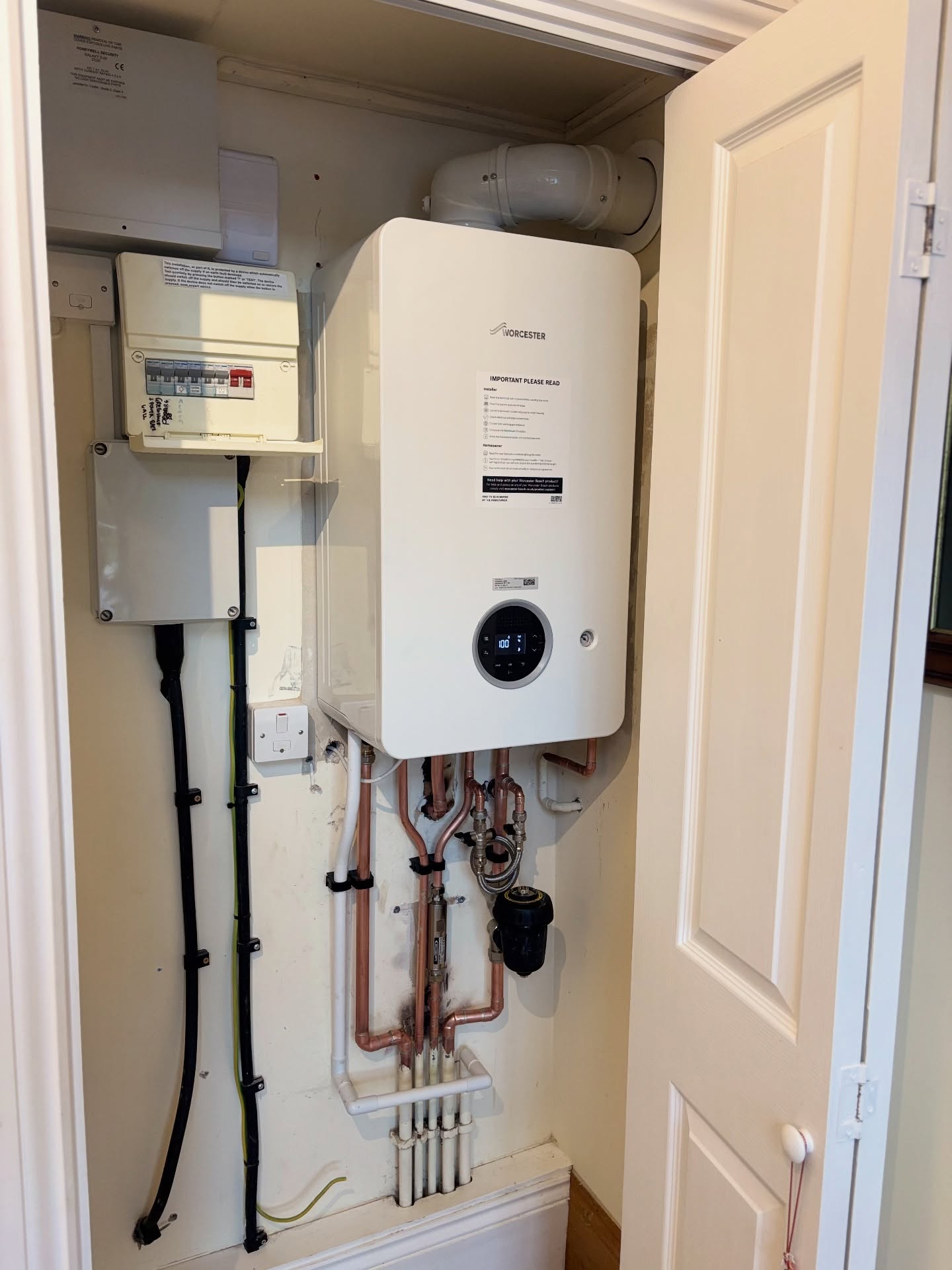 Worcester Bosch combi boiler swap